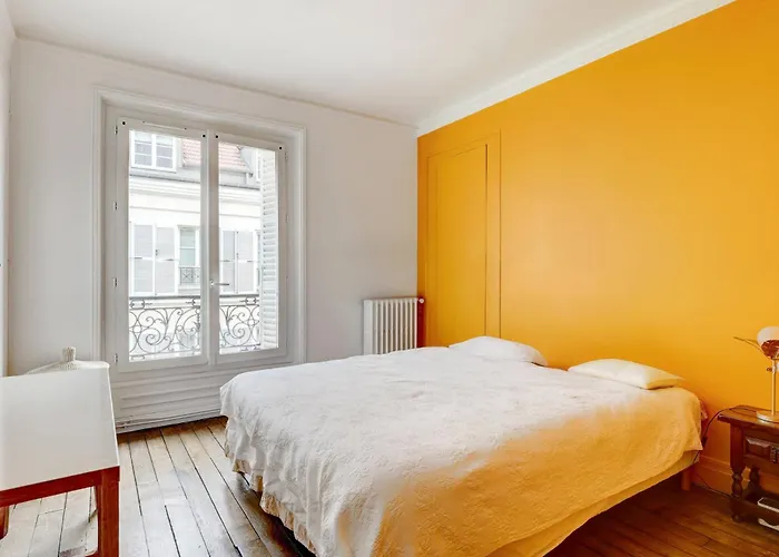 70m2 Pour 4 Pers Rue De Crussol